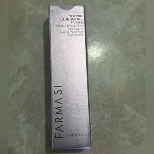 Farmasi Illuminating Primer in Shimmering Pink